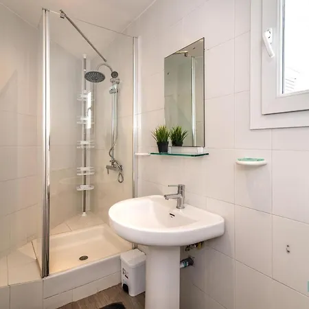 Lovely 1 Bdrm Unit W/ Pool In Puerto Banús * Marbella