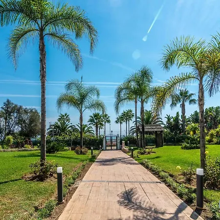 Apartament Lovely 1 Bdrm Unit W/ Pool In Puerto Banus Marbella