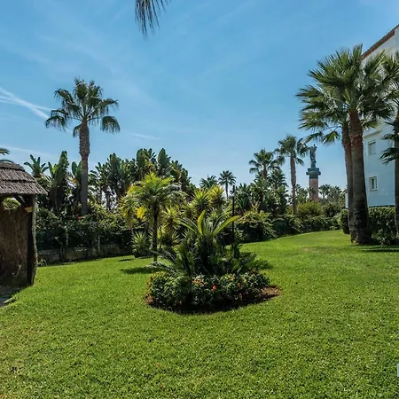 Apartamento Lovely 1 Bdrm Unit W/ Pool In Puerto Banús
