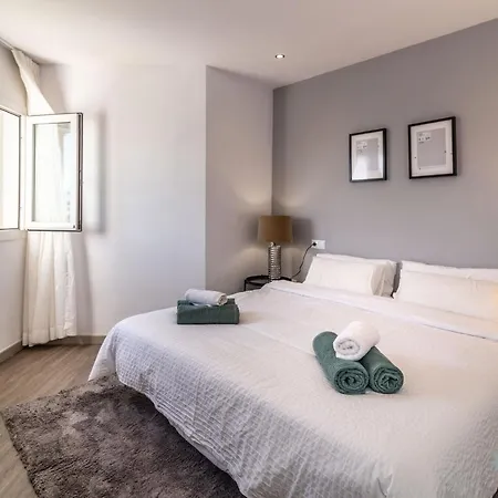 Lovely 1 Bdrm Unit W/ Pool In Puerto Banús