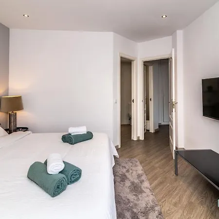 Lovely 1 Bdrm Unit W/ Pool In Puerto Banus מארבלה