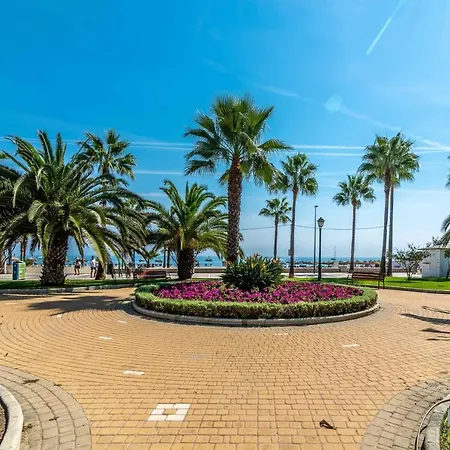 Lovely 1 Bdrm Unit W/ Pool In Puerto Banus *