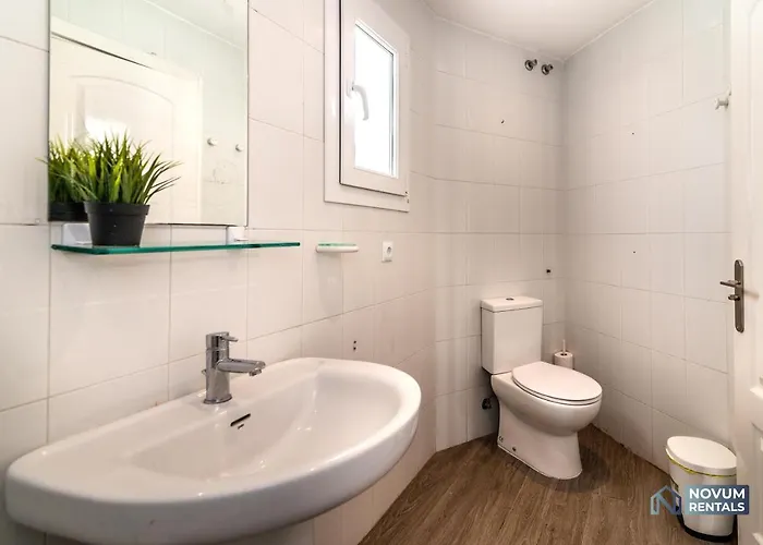 Lovely 1 Bdrm Unit W/ Pool In Puerto Banus 公寓 马尔韦利亚