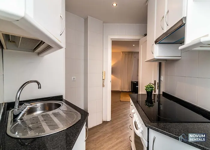 Lovely 1 Bdrm Unit W/ Pool In Puerto Banus *