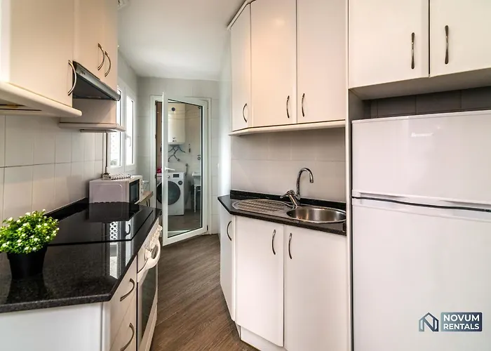 Lovely 1 Bdrm Unit W/ Pool In Puerto Banus