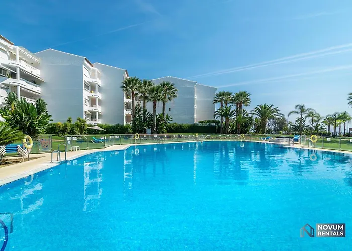 Lovely 1 Bdrm Unit W/ Pool In Puerto Banus *