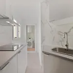 Lovely 1 Bdrm Unit W/ Pool In Puerto Banus *