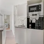 Lovely 1 Bdrm Unit W/ Pool In Puerto Banus