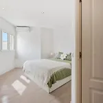 Lovely 1 Bdrm Unit W/ Pool In Puerto Banus Lägenhet *