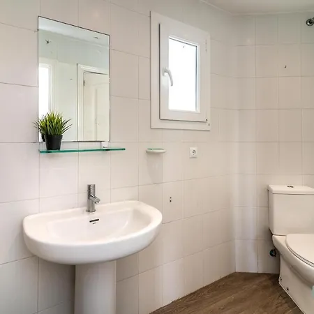 Lovely 1 Bdrm Unit W/ Pool In Puerto Banus Apartment *