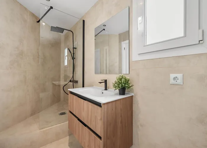 شقة Lovely 1 Bdrm Unit W/ Pool In Puerto Banus ماربيا